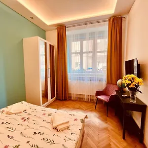 Modern Na Hluboke In - Ideal For 4 Praha